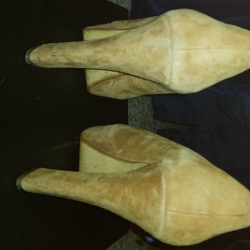 Suede Heels - Picture 4 of 7